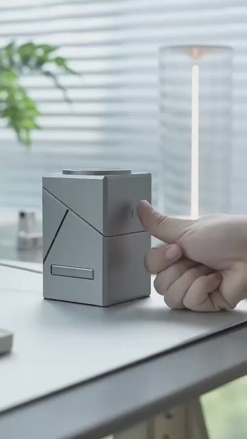 Wireless charging station